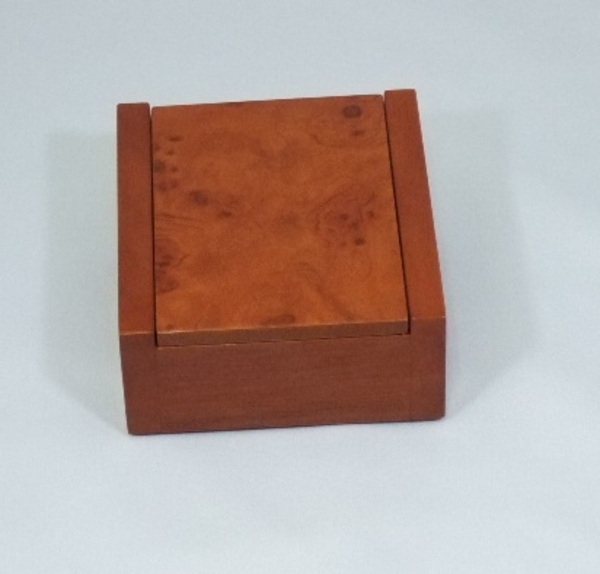 木目調がオシャレなウッド塗装加工リングケース オリジナル貼り箱 紙箱 化粧箱 ギフトボックスならd Cube 木目調がオシャレなウッド塗装加工リングケース オリジナル貼り箱 紙箱 化粧箱 ギフトボックスならd Cube