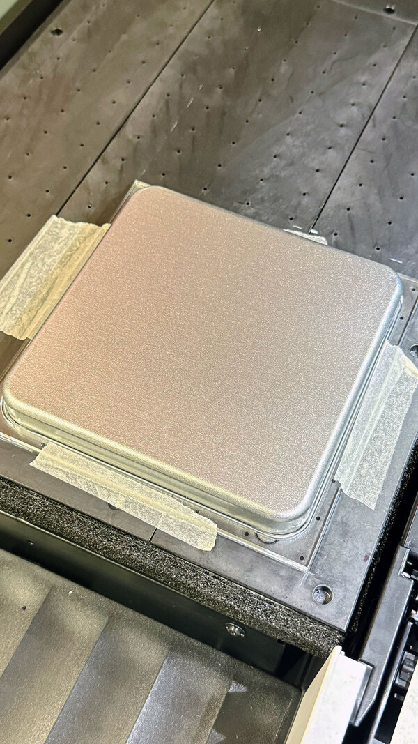 オーダーメイドで箱を作りたい！でも予算が…フルカラー印刷で既製の箱でもオリジナル感が出せますよ！